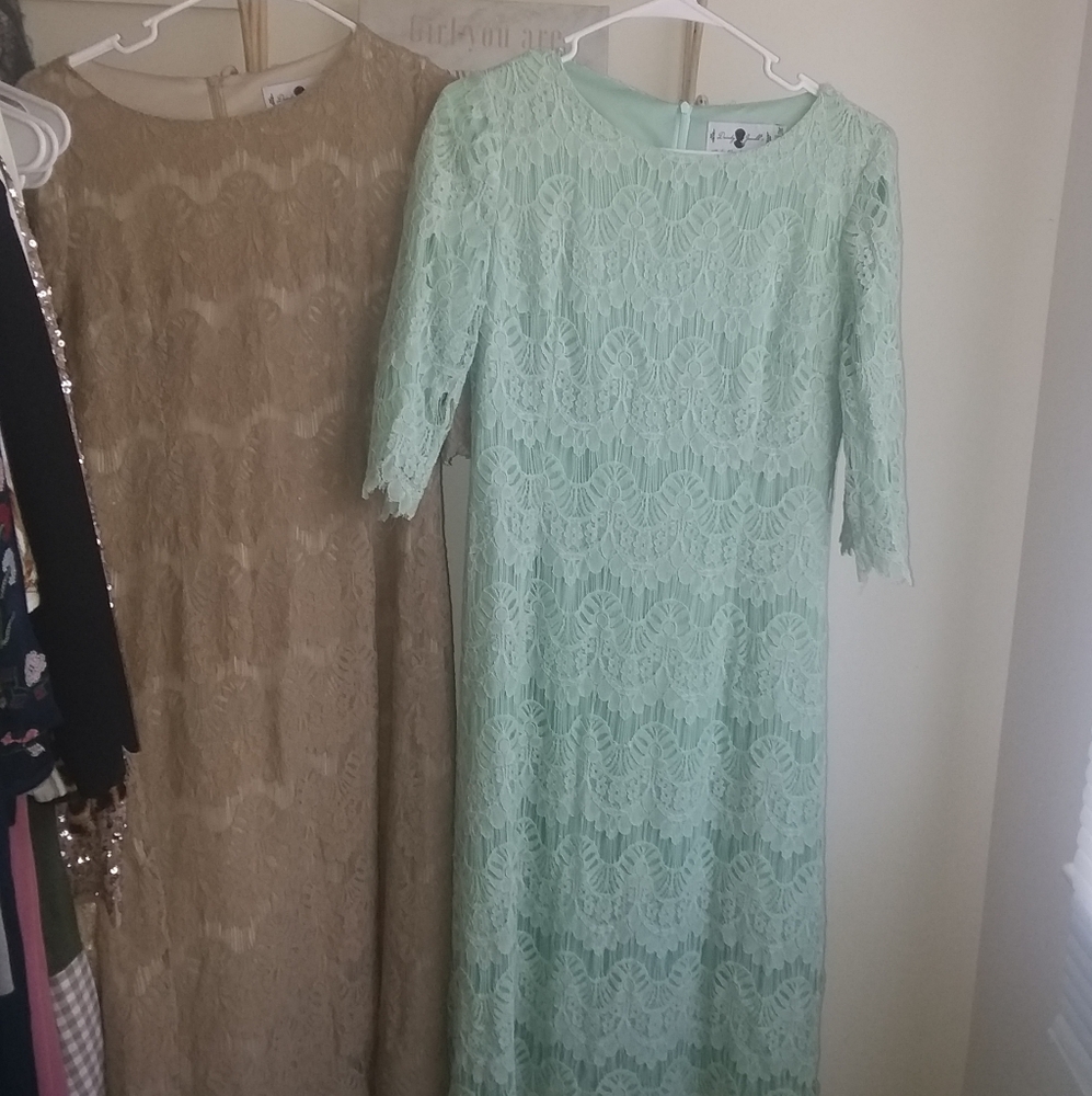 Dress - Picture 7 of 7